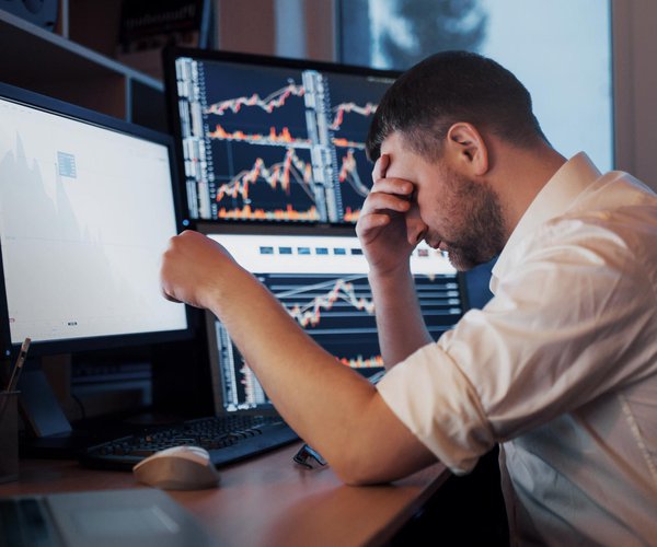 FREE Webinar - To stay or not to stay invested