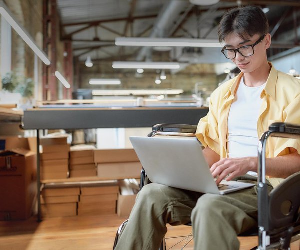Get grant money to hire new employees with the Alberta Jobs Now program
